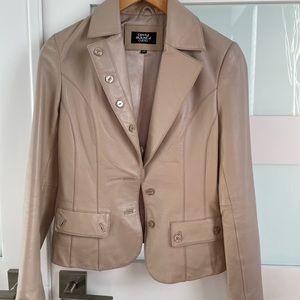 Genuine leather blazer jacket. Taupe/tan color